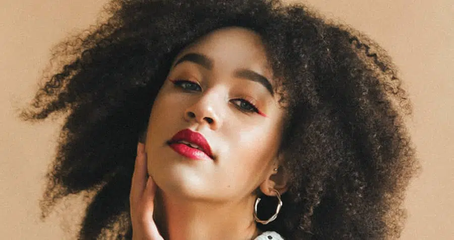 cómo se hace el retoque digital en Photoshop